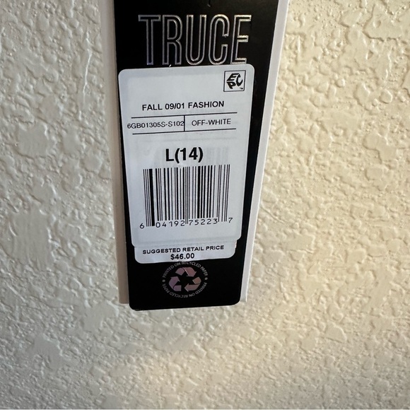 Girls Truce Fringe Pullover | White Cropped Sweatshirt | Size 14 | NWT - Picture 7 of 13